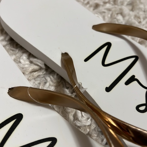 *Never Worn* Bridal flip flop sandals - ‘Mrs’ - White, Size 9 - Picture 5 of 6